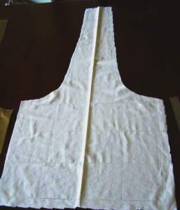 2. Draw a 4" grid on the fabric 2. Draw a 4" grid on the fabric