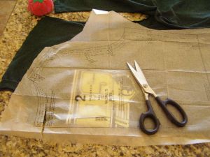 Place pattern back along logo midpoint fold