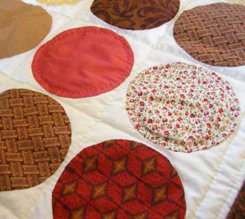 Additional quilting within circles.