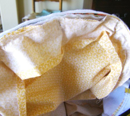 Pin lining curved edge to Outer Body curved edge - wrong sides together.