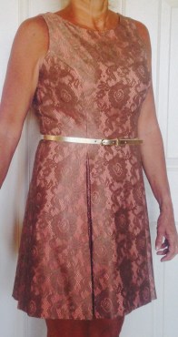 Lace over Linen - both stretch!